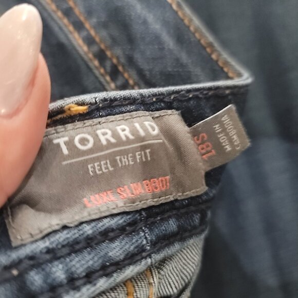 Torrid Luxe Slim Boot Jeans - Stretch Denim Feel The Fit Size 28S short - Picture 3 of 8